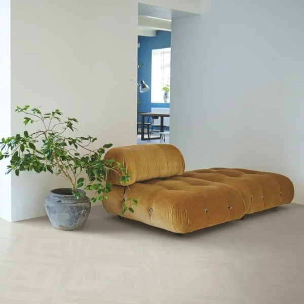 Ламинат Pergo Chevron 12 Pro Дуб Морозный Патинированный L1254-04157 в Воронеже