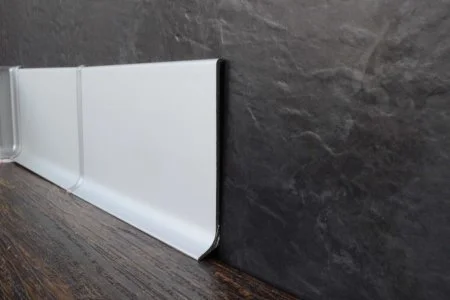 Алюминиевый плинтус ЭлитПроф Анодированный Плоский (80х11х2500 мм) в Воронеже