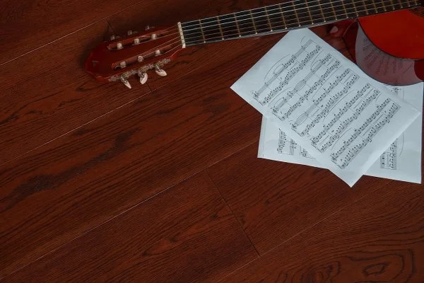 Массивная доска Аmber Wood Дуб шоколад браш лак 18*120*300-1800 мм в Воронеже