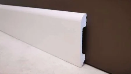 Плинтус Solid UHD 05/80 (80х13х2400 мм) в Воронеже