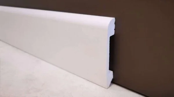 Плинтус Solid UHD 05/80 (80х13х2400 мм) в Воронеже