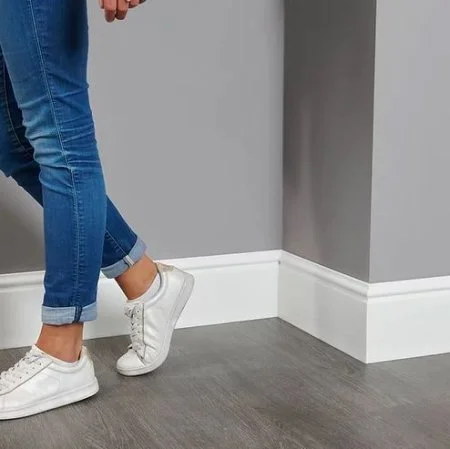 Плинтус NMC Wallstyl FL17 (170х18х2000 мм) в Воронеже