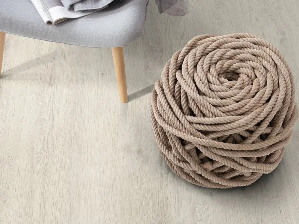 Ламинат Egger PRO 8/33 4V Дуб Кортина белый EPL034 в Воронеже