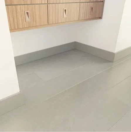 Плинтус NMC Wallstyl FD2S (110х15х2000 мм) в Воронеже